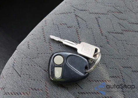 2003 Chevrolet Tracker Hard Top Zr2 z USA, uszkodzony, nr VIN 2CNBJ734436918886